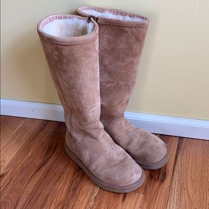 Ugg Australia Abree Tall Boot- Chestnut, Size 8